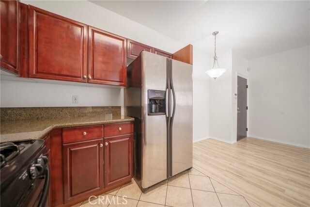 Building Photo - 13941 Sherman Way