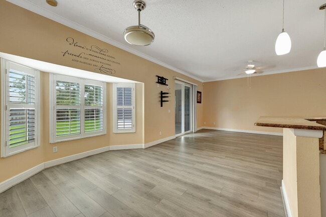 Building Photo - 2426 SE Betty Rd