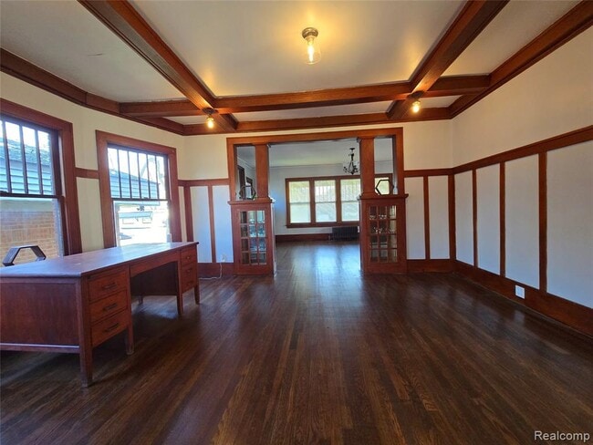 Building Photo - 26850 Seven Mile W