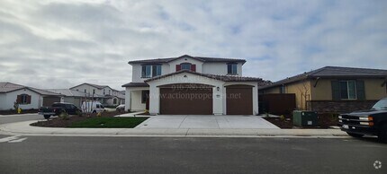 Building Photo - MOVE-IN SPECIAL! Lumiere @ Sierra West, Ro...