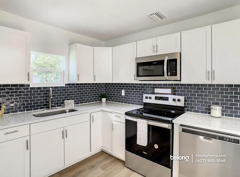 Building Photo - 115 Redding St