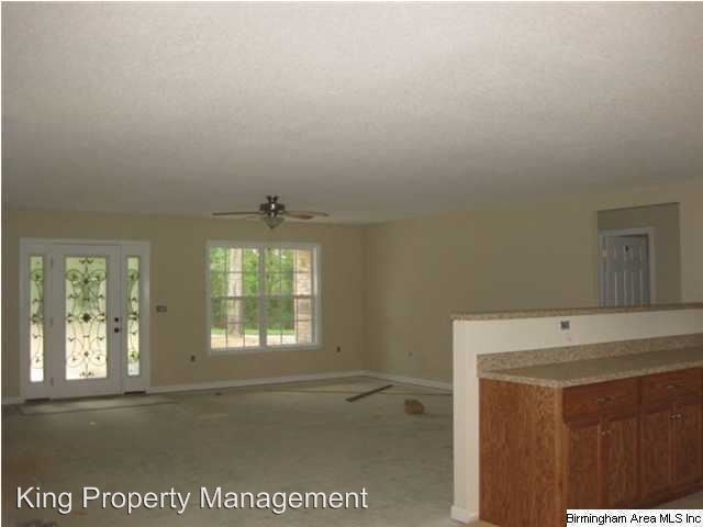 Building Photo - 3 br, 2 bath House - 7 Carnoustie Place