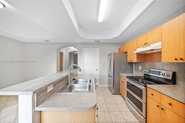 Building Photo - 4970 White Mangrove Way E