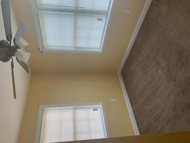 Building Photo - 1035 Mercantile Street Apt 306