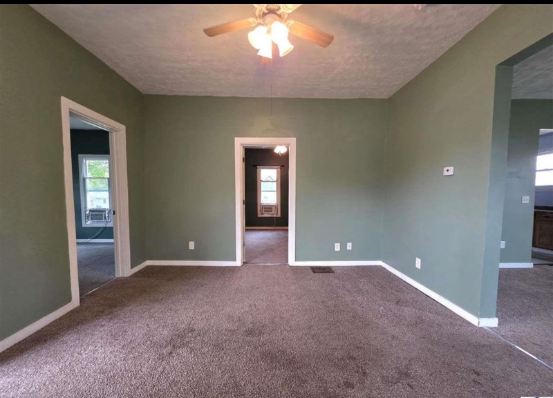 Building Photo - 2026 Ash St