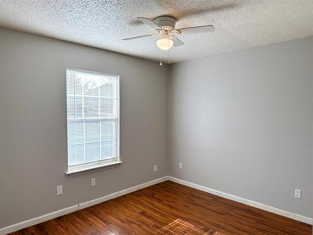 Building Photo - 2460 Chinkapin Way