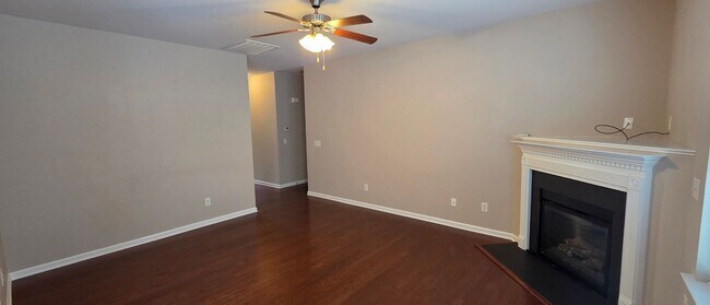 Building Photo - 335 Shallowford Reserve Dr