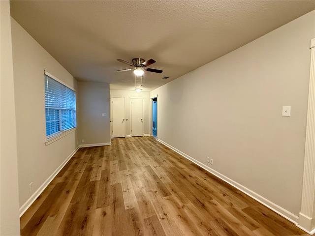 Building Photo - 5721 Carolyn Dr