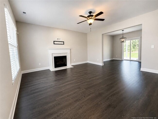 Building Photo - 621 Blawell Cir