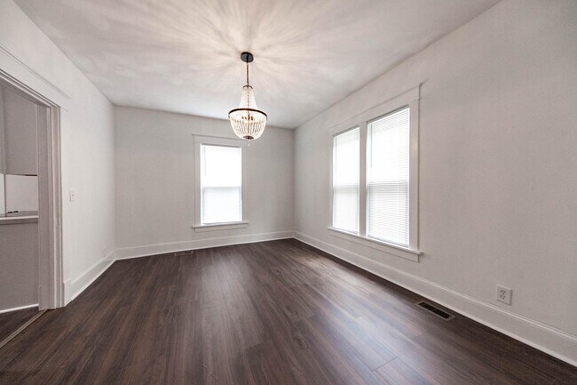 Building Photo - 1326 Massachusetts St
