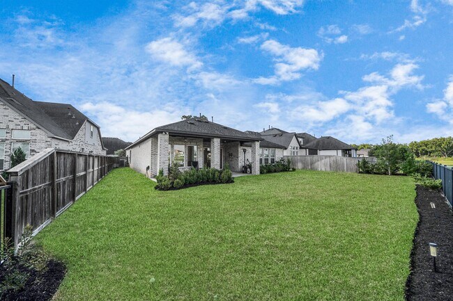 Building Photo - 1719 Delta Oaks Dr