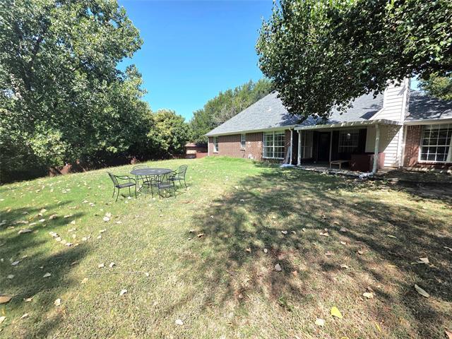 Building Photo - 207 Julian Dr