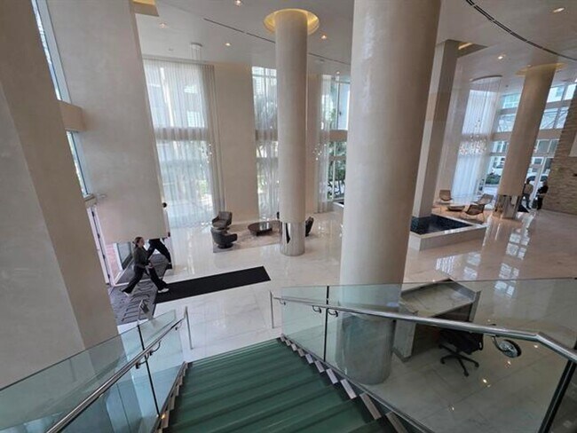 Building Photo - 41 SE 5th St