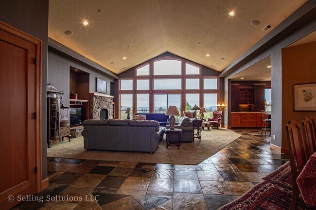 Building Photo - 5010 SE 362nd Ave