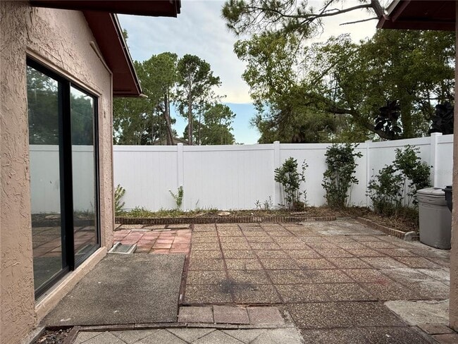 Building Photo - 5006 Parkhill Dr