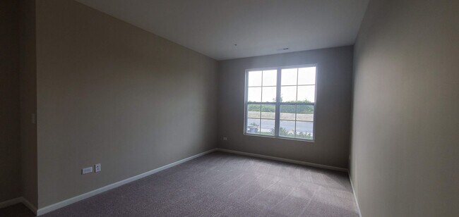 Building Photo - 511 Timber Pointe Dr