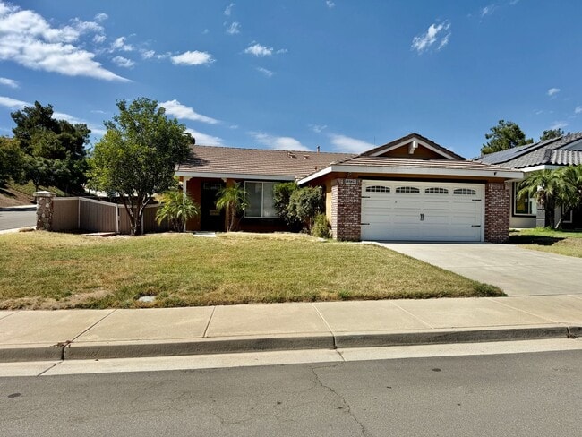 Primary Photo - Nice Single Story Home