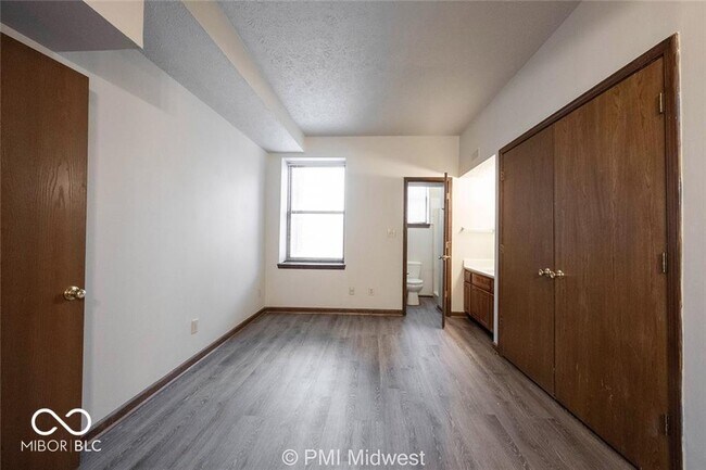 Building Photo - 3707 N Meridian St
