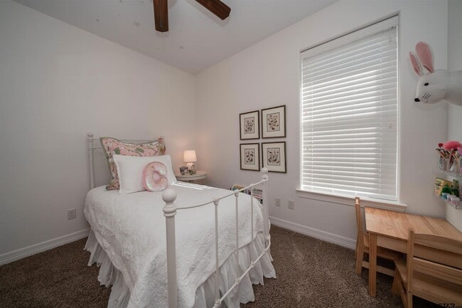 Building Photo - 5128 Koberlin Street