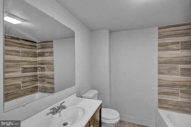 Building Photo - 2693 W Philadelphia Ave