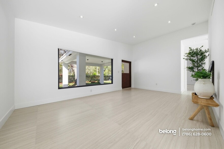 Building Photo - 8800 SW 118th St