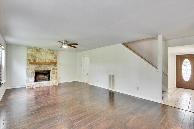 Building Photo - 7501 Gaines Mill Ln