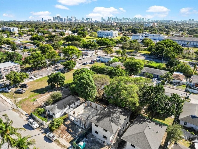 Building Photo - 1829 NW 62nd Terrace