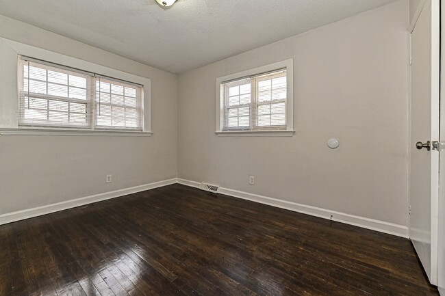 Building Photo - 2740 Grimes St