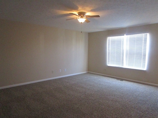 Building Photo - 1518 Bluestem Dr