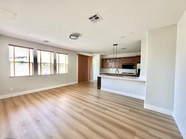 Building Photo - 3393 Jasmine Vine Ct