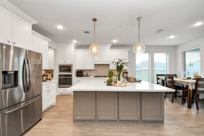 Building Photo - 5506 Onyx Fls Dr