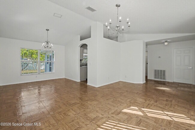 Building Photo - 1175 Altamira St NW