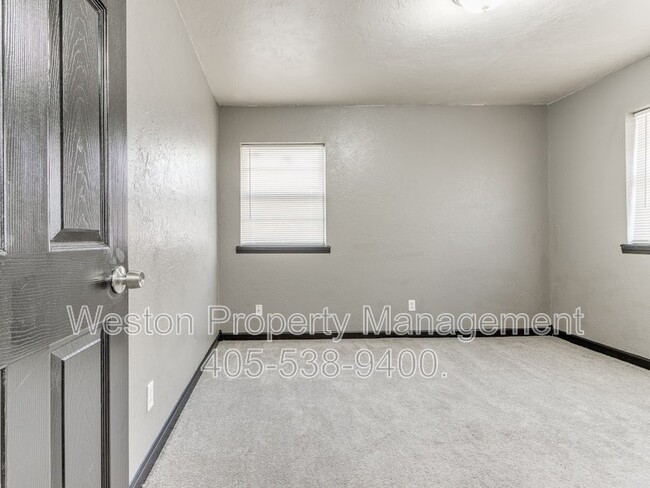 Building Photo - 1608 Magnolia Ave