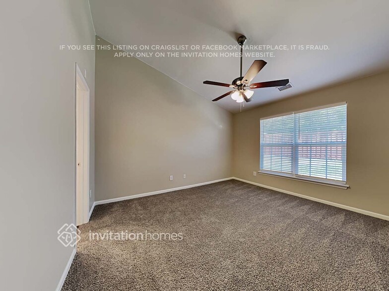 Building Photo - 8402 Angwin Pl