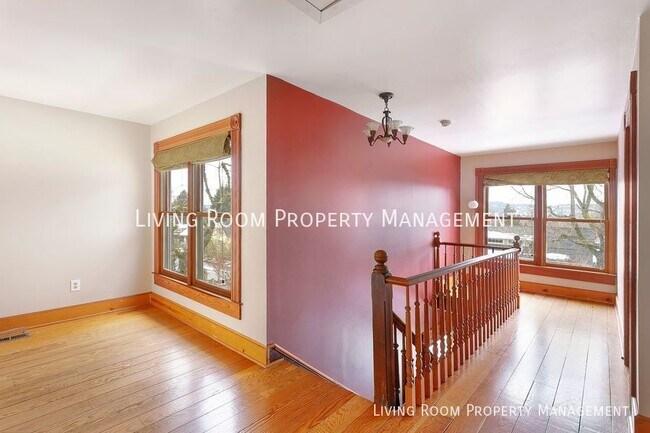 Building Photo - Historic 1886 home in Mt. Tabor with Outdo...