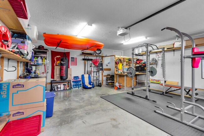 Building Photo - 158 Oakley Dr