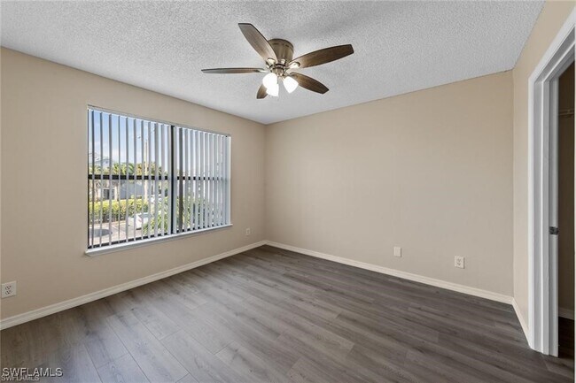 Building Photo - 13545 Eagle Ridge Dr