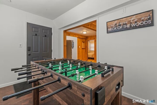 Building Photo - 29 Shore Dr