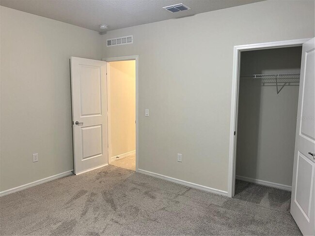 Building Photo - 2007 Alluring Ln