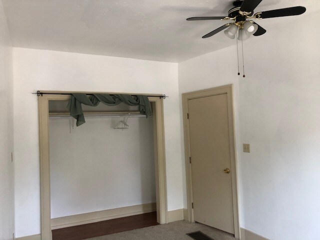 S/E Br XLarge closet - 1527 N Jackson St