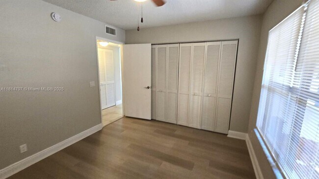 Building Photo - 1540 Windorah Way