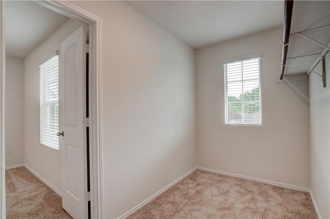 Building Photo - 14500 Fitzgibbon Dr