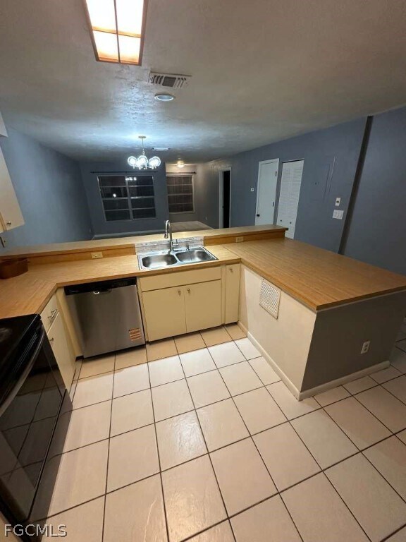 Building Photo - 1604 Ridgecrest St