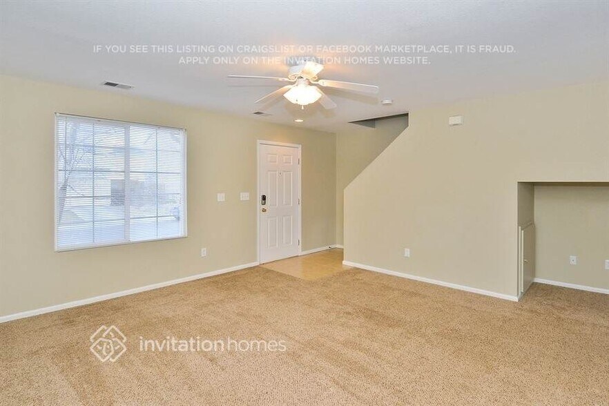 Building Photo - 10100 Glencoe Ct