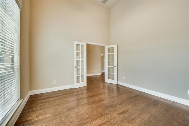 Building Photo - 6072 Wallis Dr