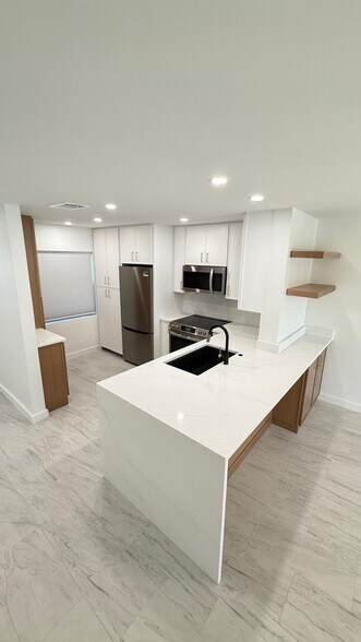 Building Photo - 21578 Juego Cir