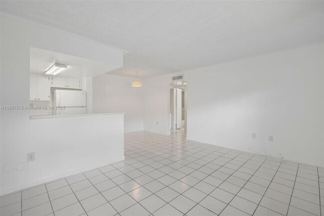 Building Photo - 8615 NW 5th Terrace