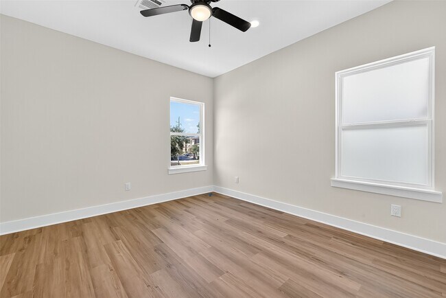 Building Photo - 12315 New Jordan Ln