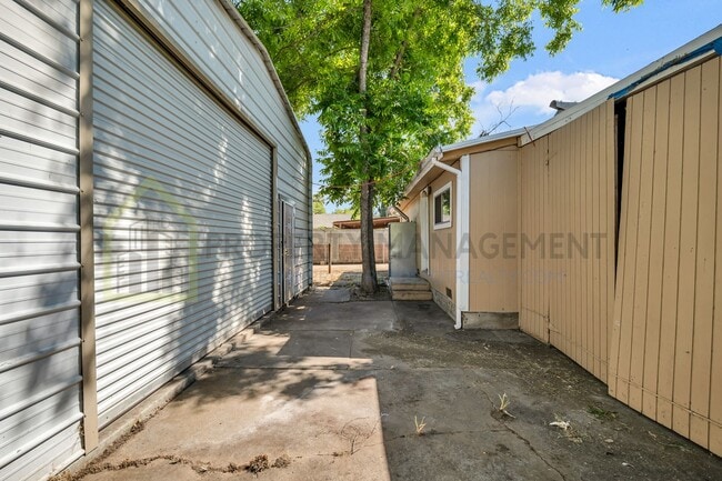 Building Photo - For Rent: Updated 3 Bedroom Home – $2,200/mo
