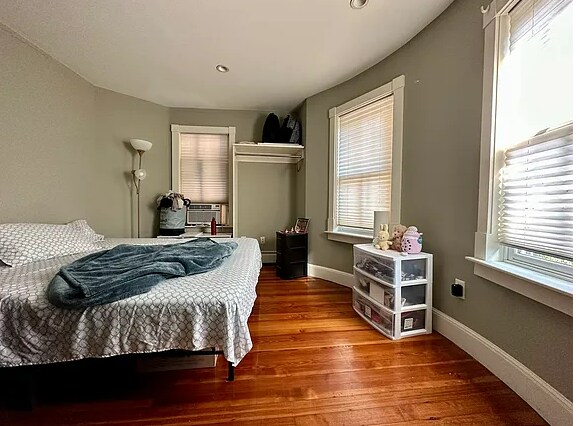 Building Photo - 151 Highland St